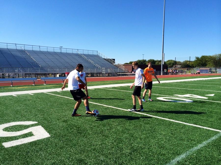 Boys soccer gets ready to kick into regionals